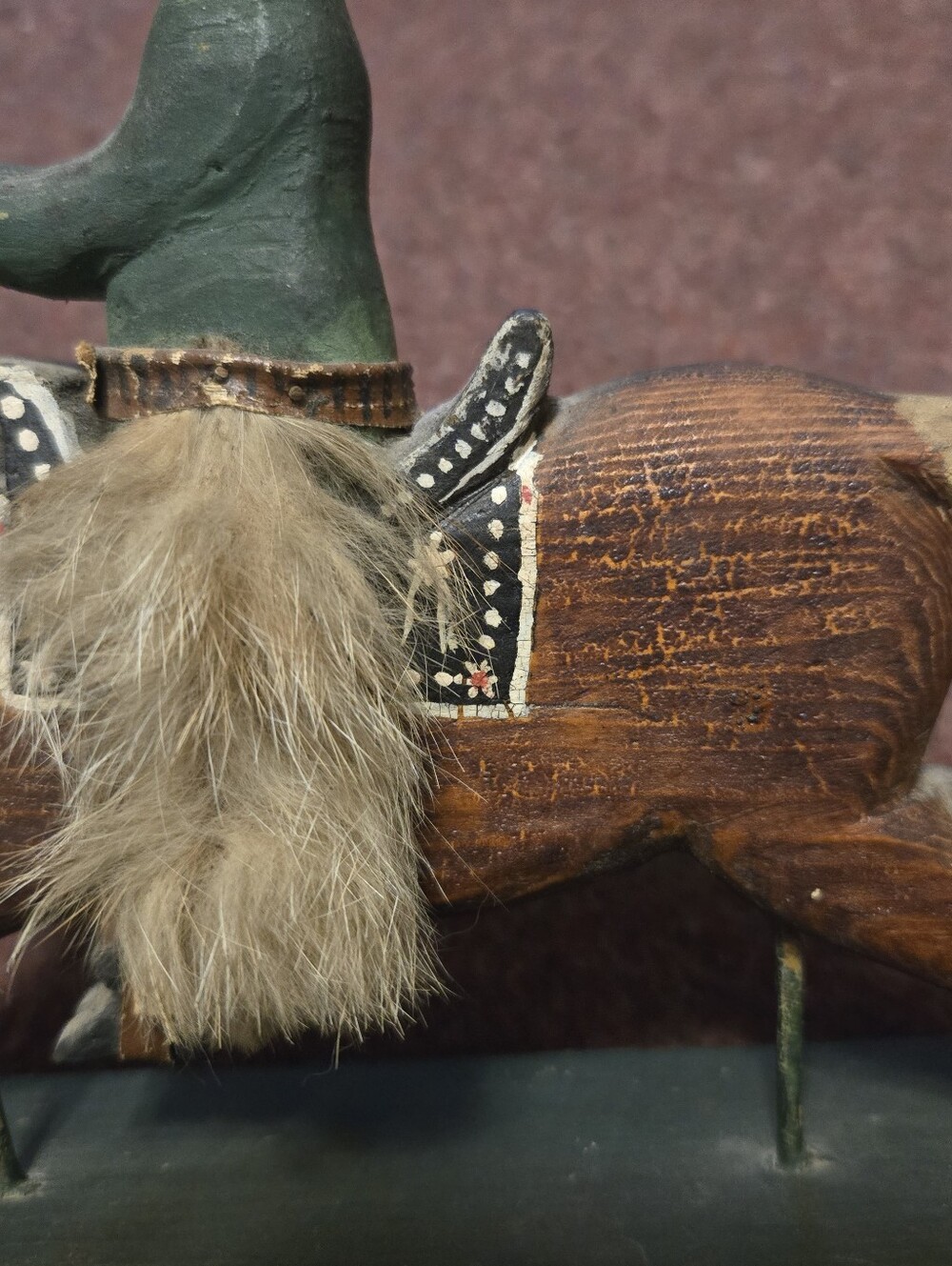 Vintage Folk Art Handpainted Cowboy On Horse With Fur Chaps Hat Brim Not Glued - Picture 7 of 11